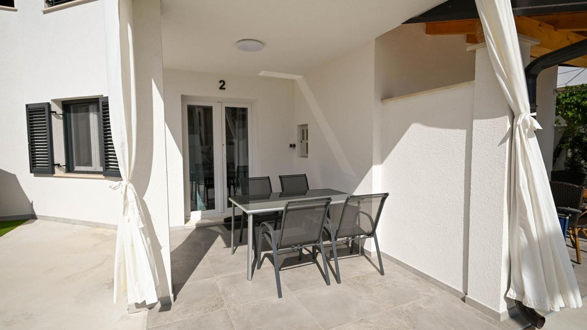 Casa Mira Apartments Ližnjan Exterior foto